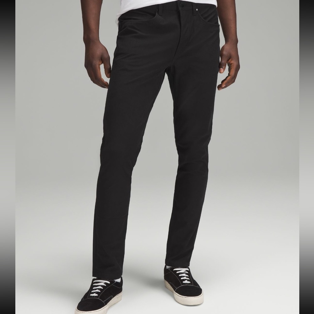 Lululemon Athletic ABC slim fit pant Black 32” Excellent used condition.